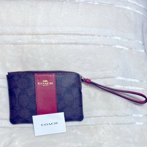 COACH WOMENS Corner Zip Wristlet In Canvas Leather